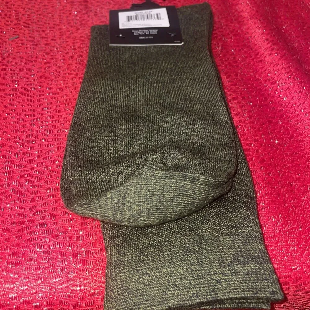 Steve Madden Men's Crew Socks Green Red Embroidery Size 6-12.5 Cotton Blend